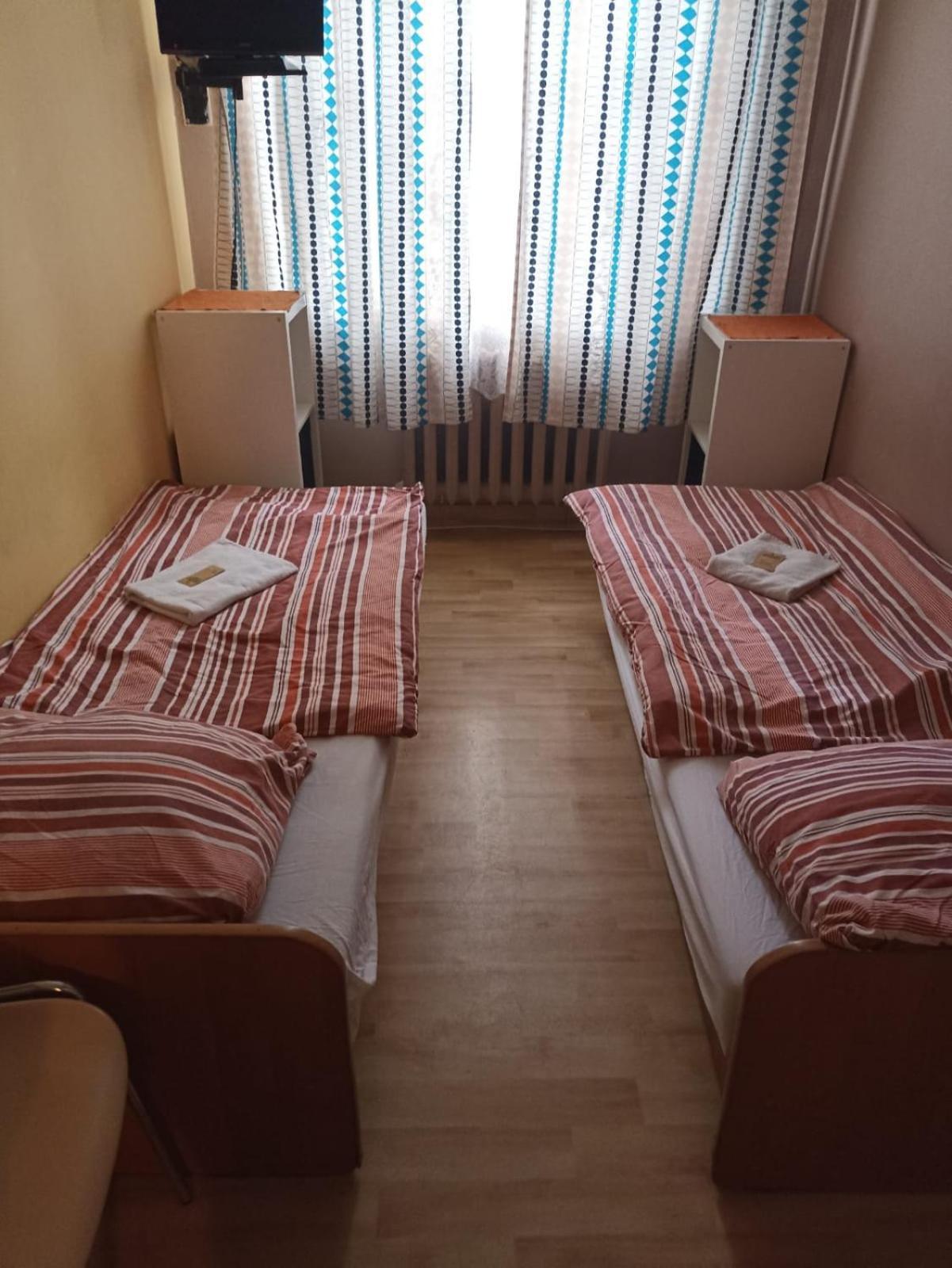 U Szermierzy Hostel วรอตซวาฟ ภายนอก รูปภาพ