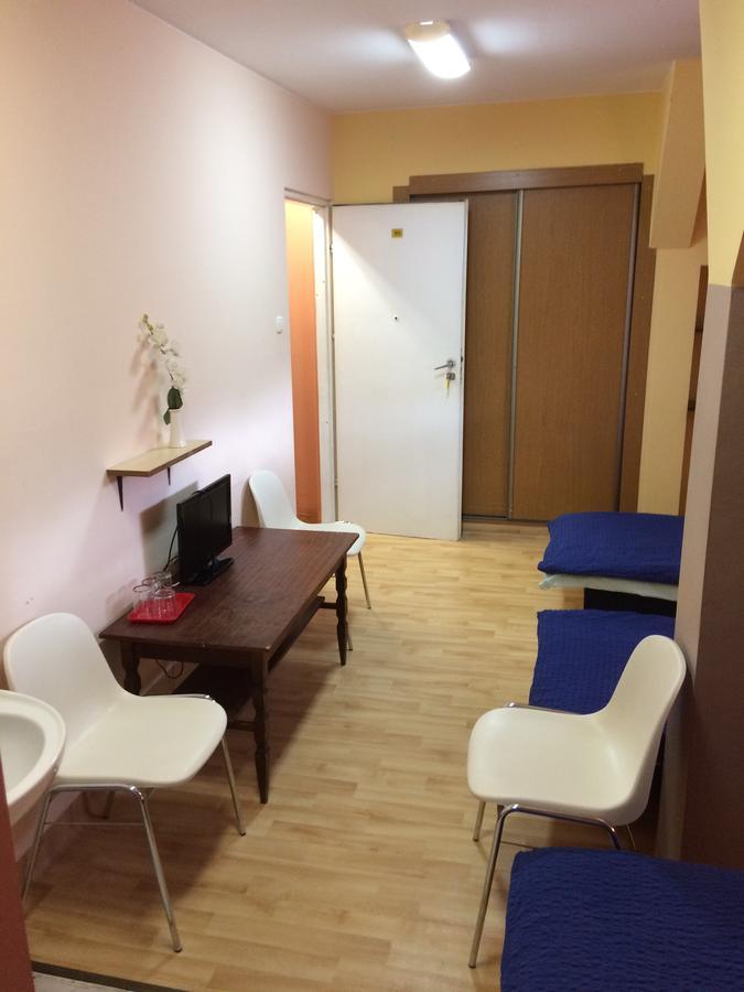 U Szermierzy Hostel วรอตซวาฟ ภายนอก รูปภาพ